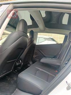 تسلا موديل 3